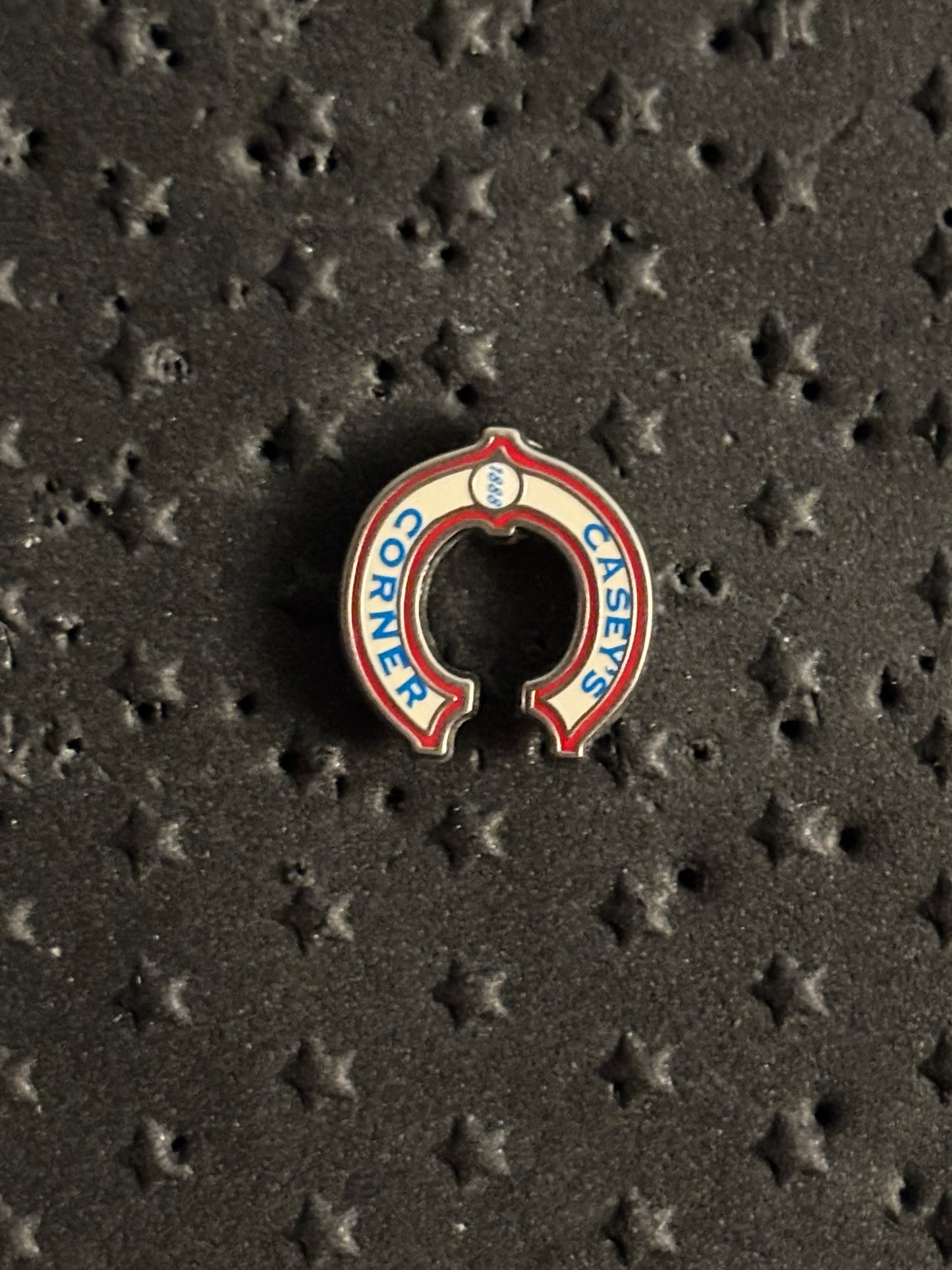 Tiny Kingdom Series 2 WDW Casey’s Corner pin