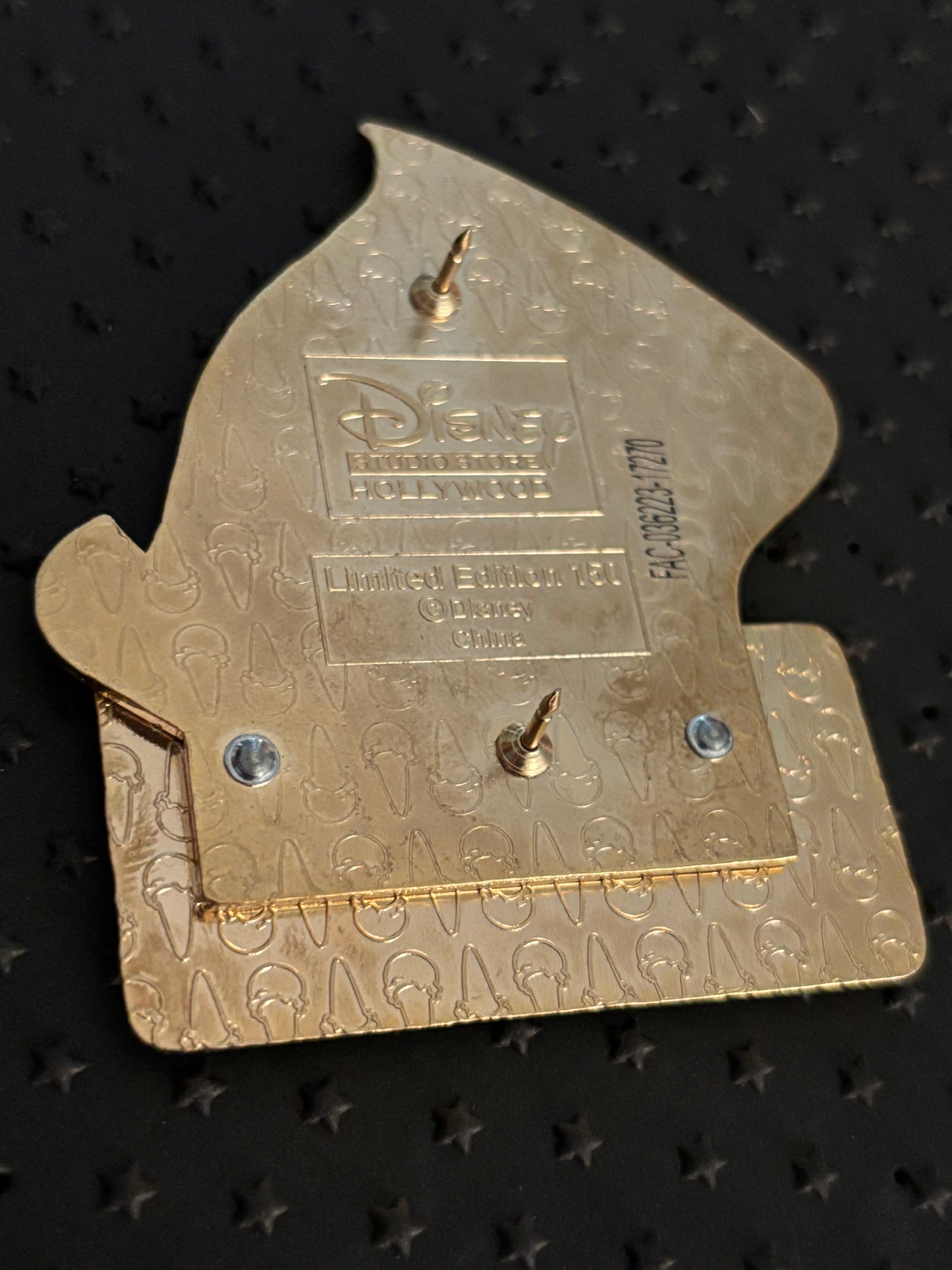 Mickey Mouse DSSH Paint Palette pin