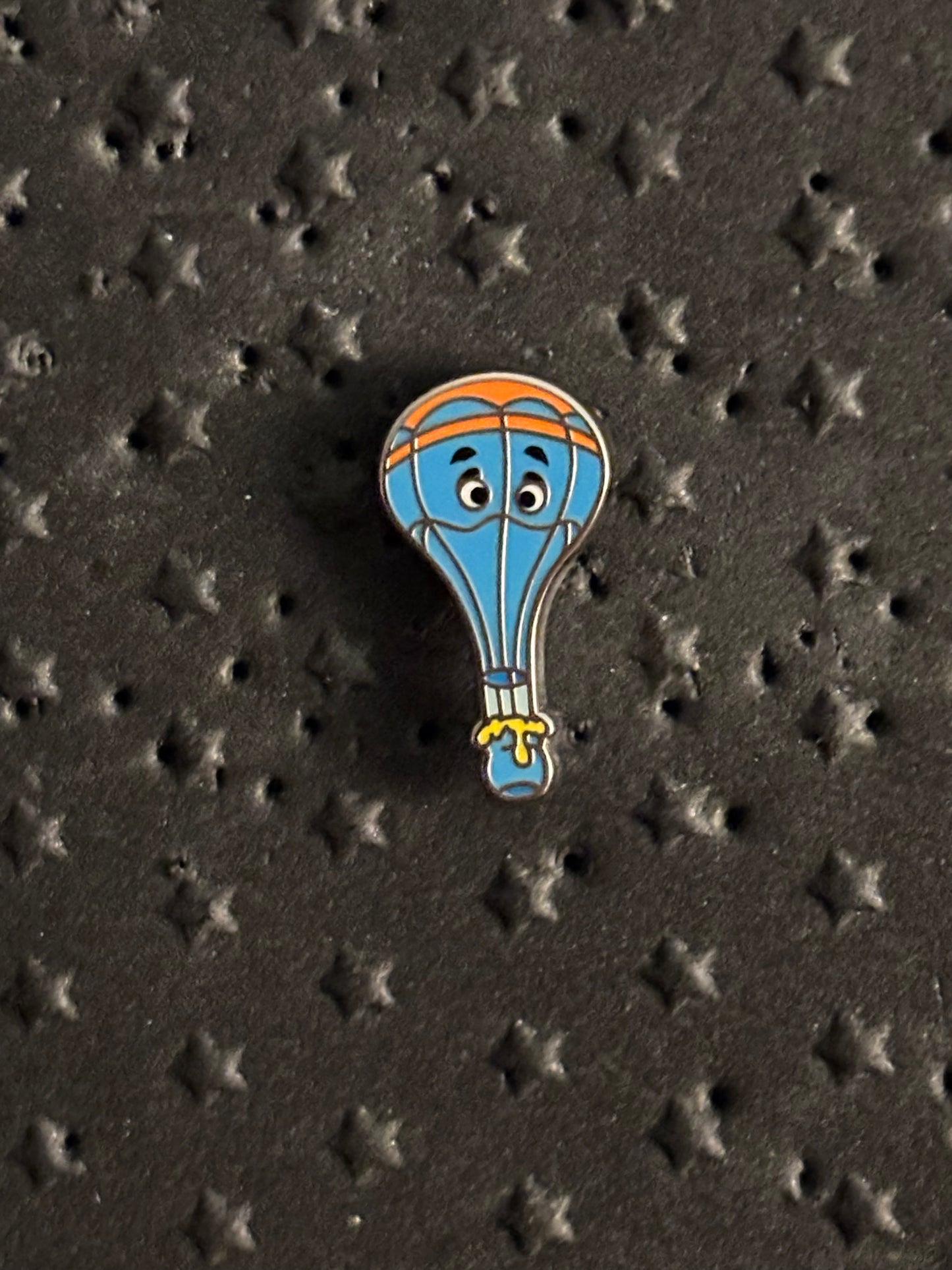 Tiny Kingdom Series 3 Blue Heffalumps & Woozles balloon pin