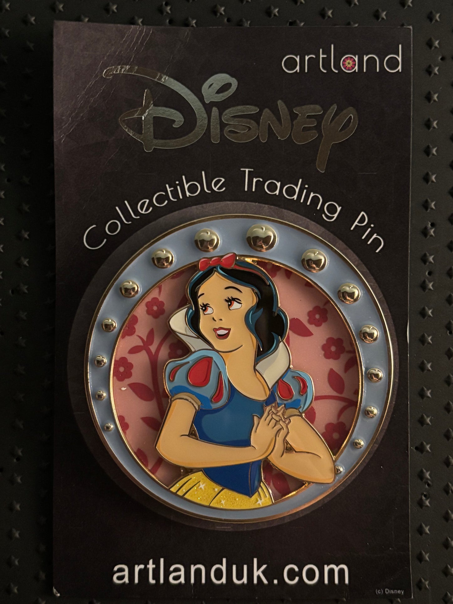 Snow White Artland Neo Nouveau pin