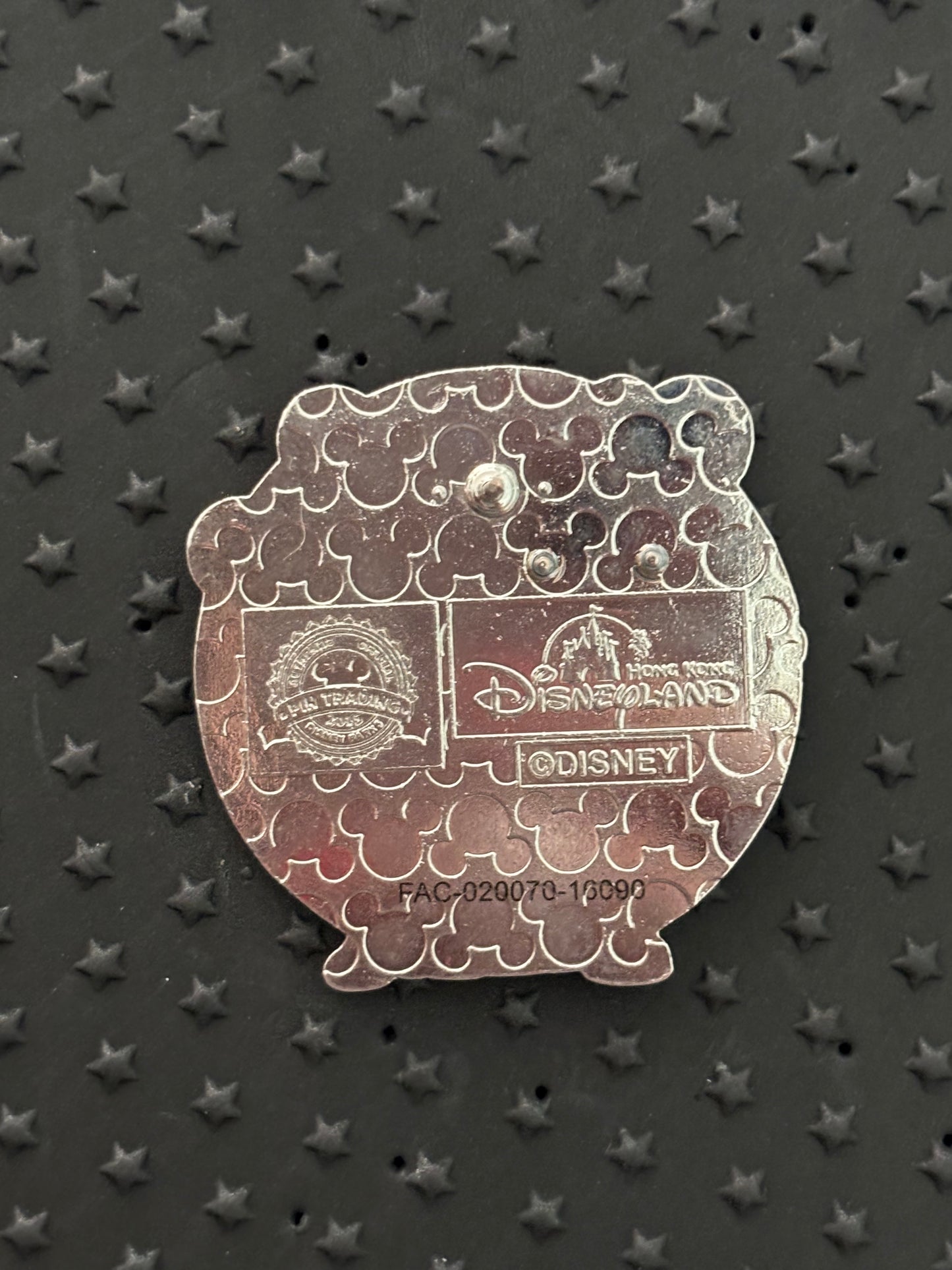 Mickey & Minnie hipster sunglasses pin