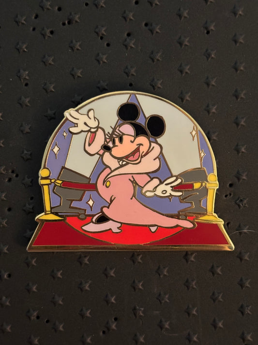 Minnie Mouse red carpet Auctions pin