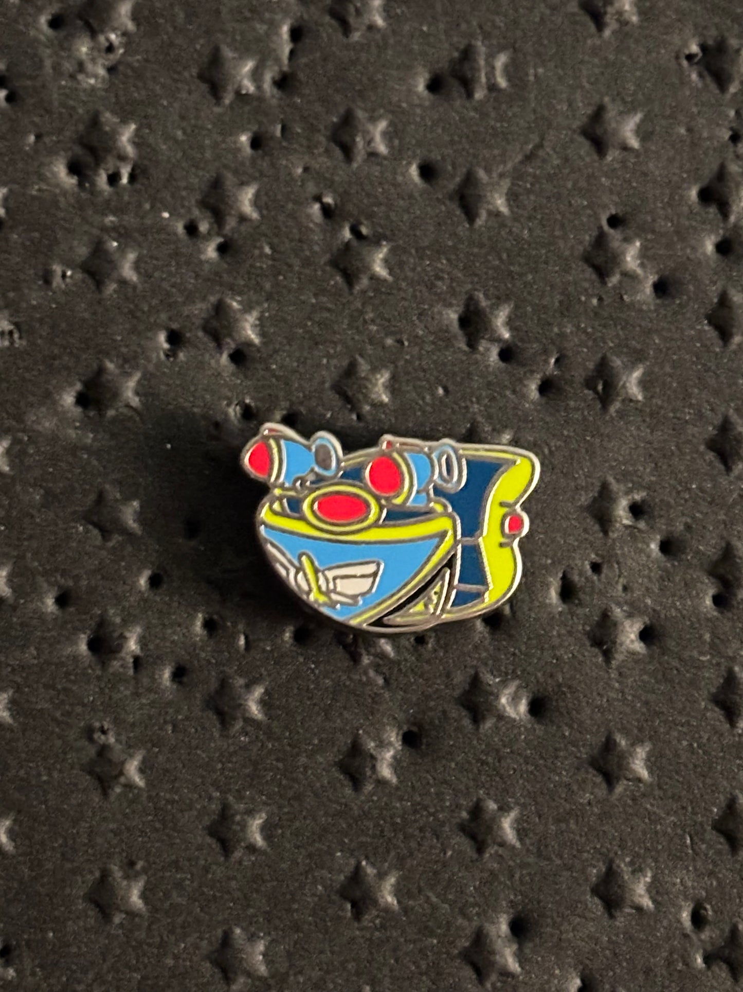 Tiny Kingdom Series 2 Buzz Lightyear Astro Blasters ride vehicle pin