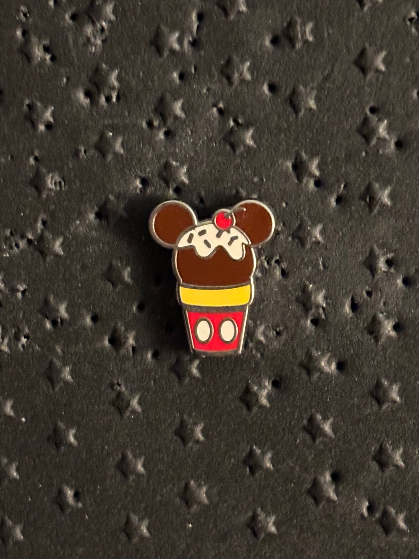Tiny Kingdom Series 2 Mickey Ice Cream Sundae pin
