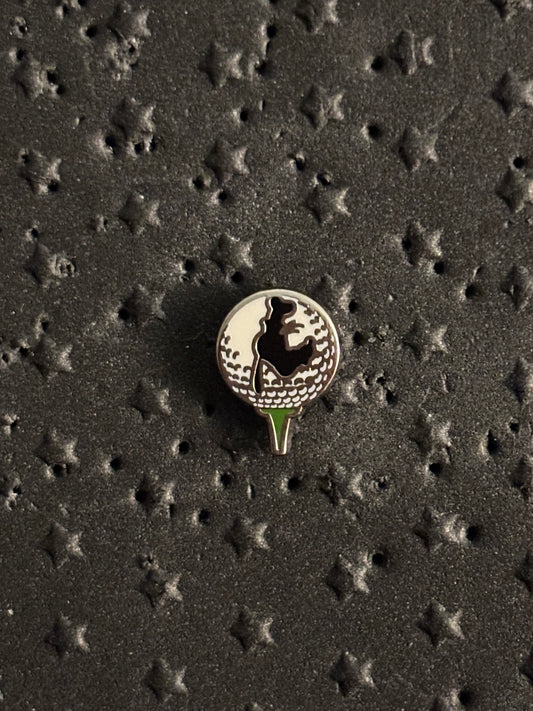 Tiny Kingdom Series 4 Goofy Golf Ball pin