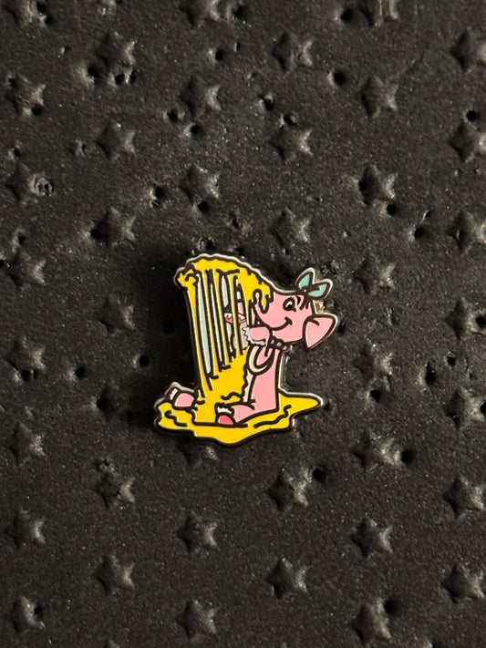 Tiny Kingdom Series 3 Heffalump Honey Harp pin