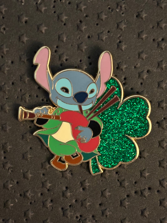 Stitch St Patrick’s Day DSSH pin
