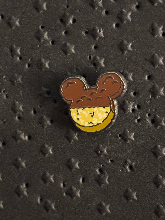 Tiny Kingdom Series 4 WDW Chocolate Dipped Mickey Rice Krispie Treat pin